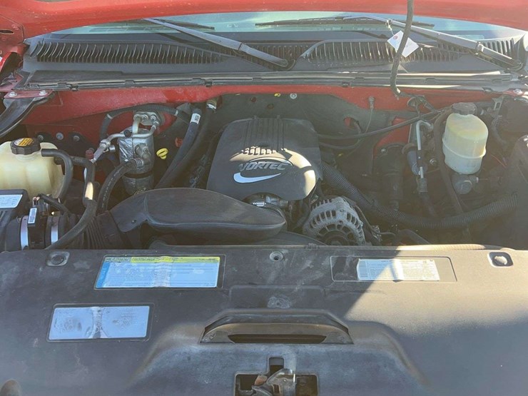 2001-chevrolet-2500hd-image-16