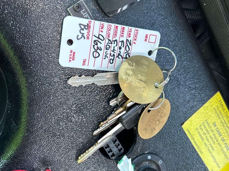 2019-ford-e450-image-34