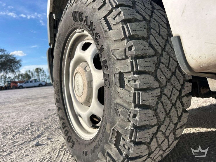 2017-ford-f150-image-26