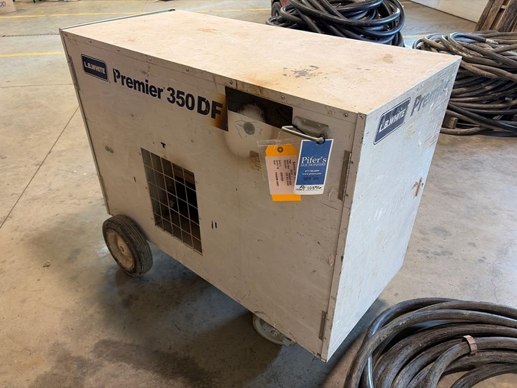l.b.-white-premier-350-df-portable-heater-image-4