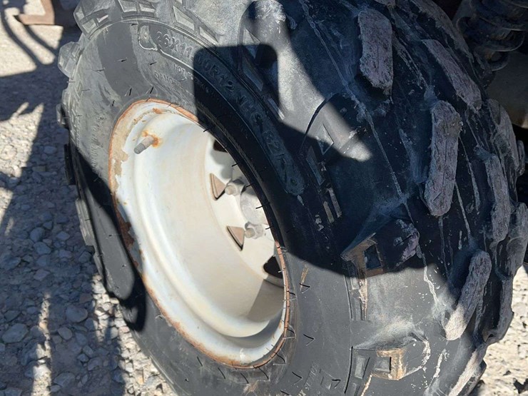 bush-hog-th4400-image-15