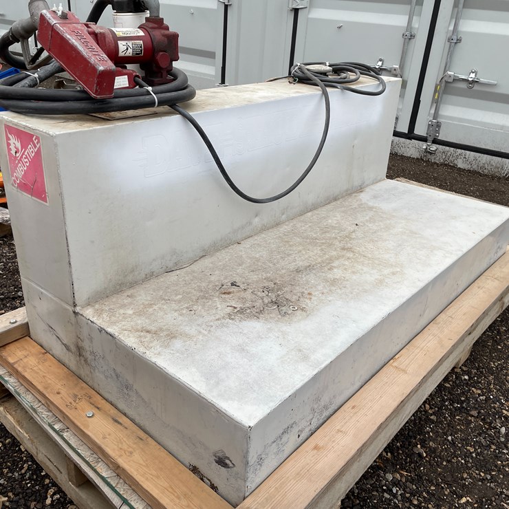 #1349 • 105-Gallon Fuel Tank with Electric Pump