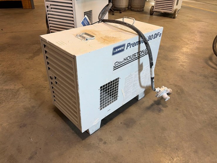 l.b.-white-premier-80-df-portable-heater-image-3