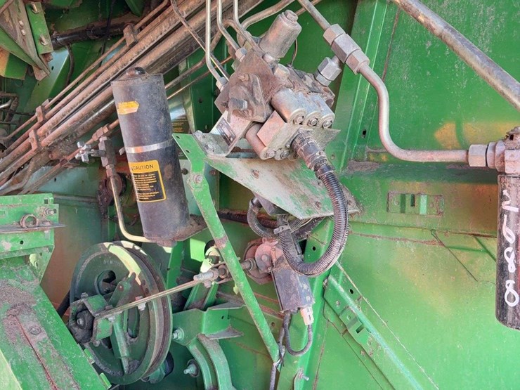 1995-john-deere-9400-image-17