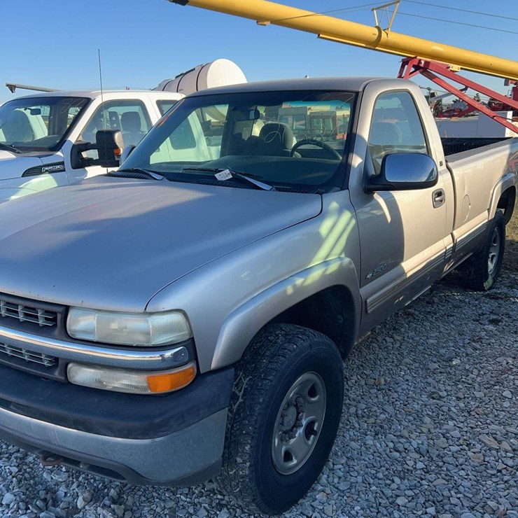 2000 CHEVROLET 2500