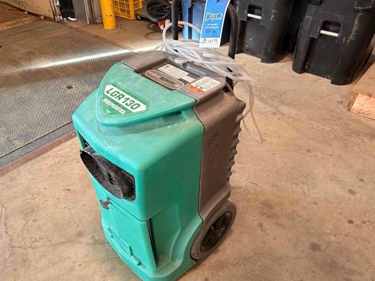 lgr-130-dehumidifier-image-1