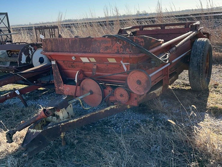 new-holland-512-image-3