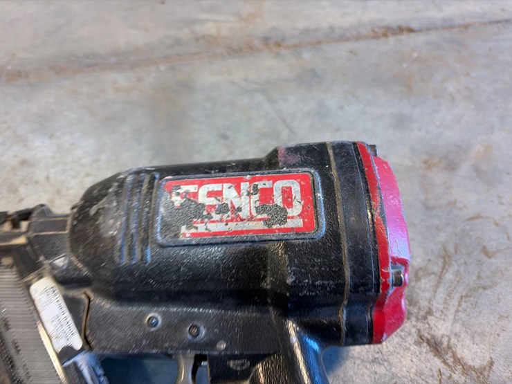 assortment-of-nail-guns,-hand-nailers,-and-hose-image-3