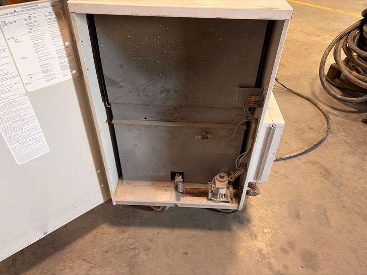 l.b.-white-premier-350df-heater-image-10