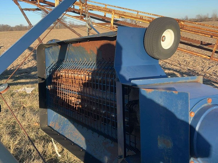 harvest-international-swing-away-auger,-540pto,-10"x72'-image-4