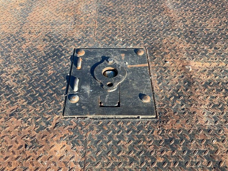 2002-gmc-3500-image-9