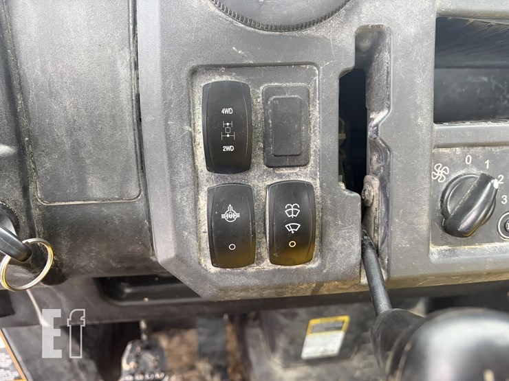 john-deere-gator-xuv-835m-image-15