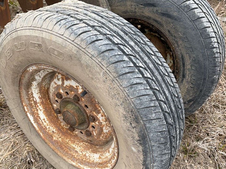 international-18ft-manual-fold-disk-with-tandem-axle-image-7