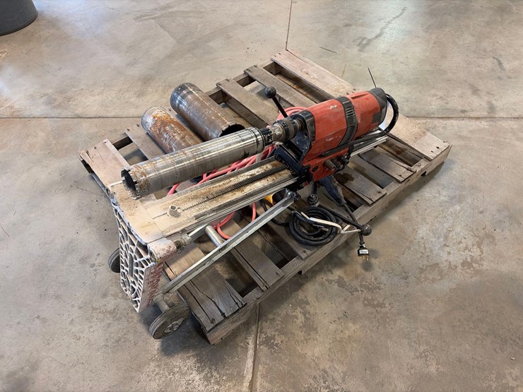 hilti-dd-200-core-drill-and-bits-image-1