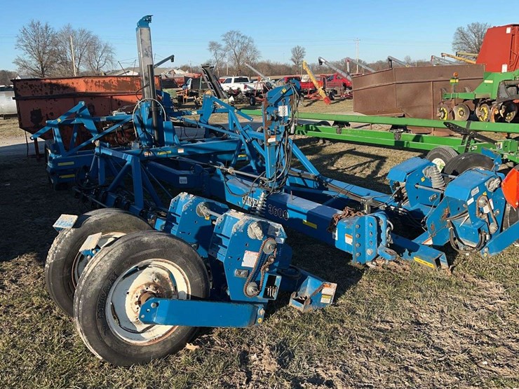 kinze-3600-image-2