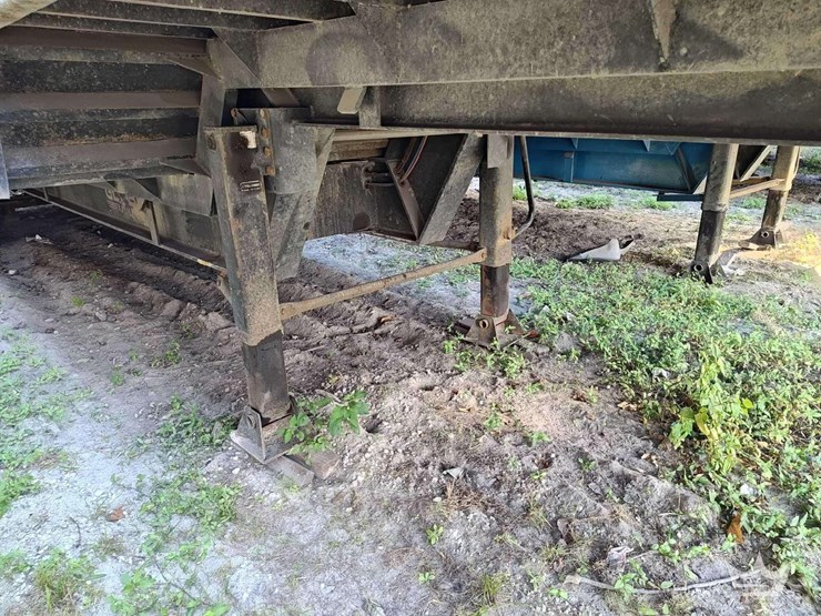 2016-globe-trailer-gtdd30236-36ft.-75yd.-t/a-end-dump-truck-image-3