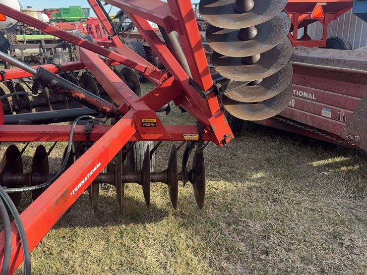 international-490-image-12