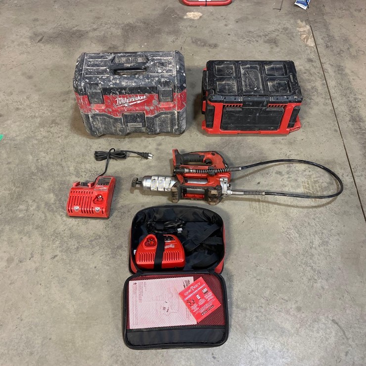 Milwaukee Power Tools