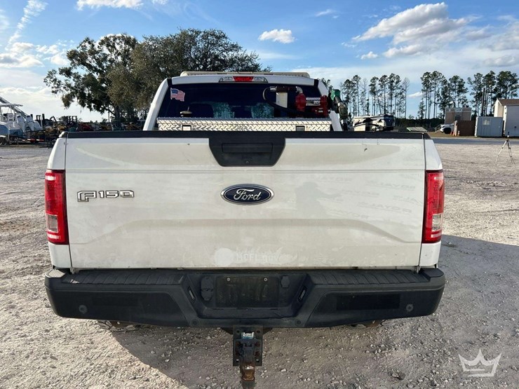 2017-ford-f150-image-30