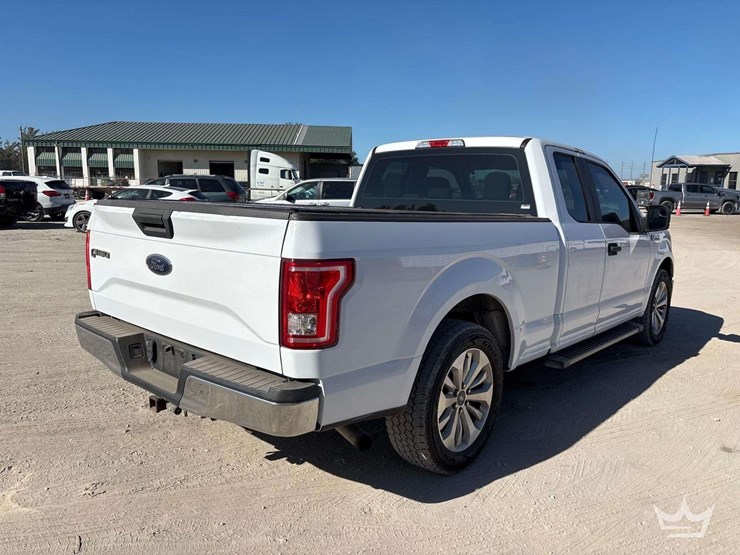 2016-ford-f150-image-3