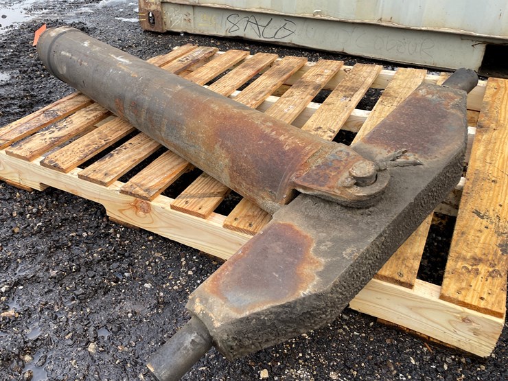 #1318-•-2-stage-hydraulic-ram-image-3