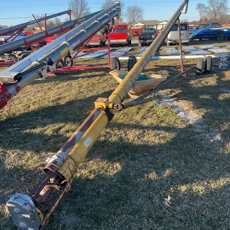 Westfield 8"x60' auger, 540pto
