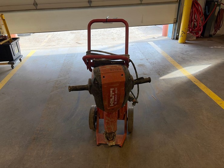 hilti-te-3000-avr-jack-hammer-image-1