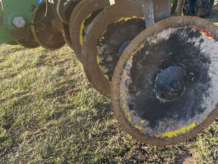 john-deere-2700-image-6