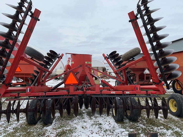 international-490-image-1