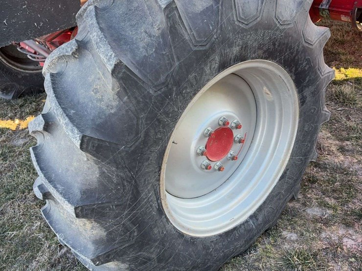 international-1660-combine-image-36