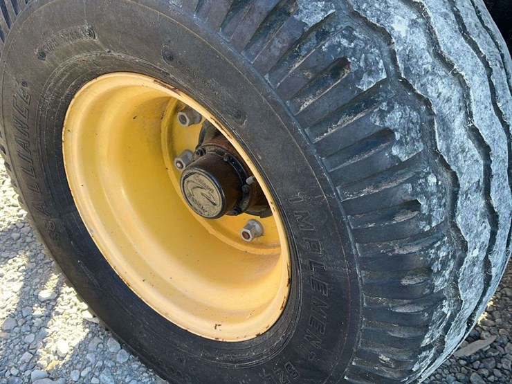 new-holland-bb940a-image-25