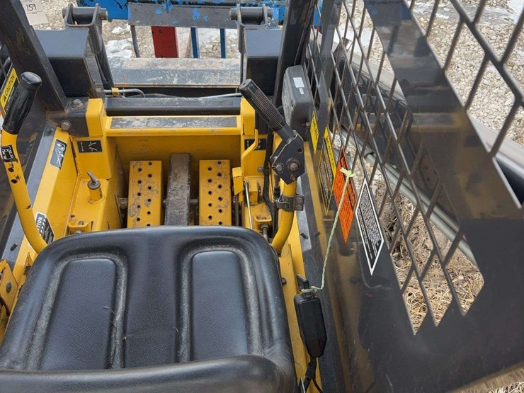 new-holland-ls120-image-10