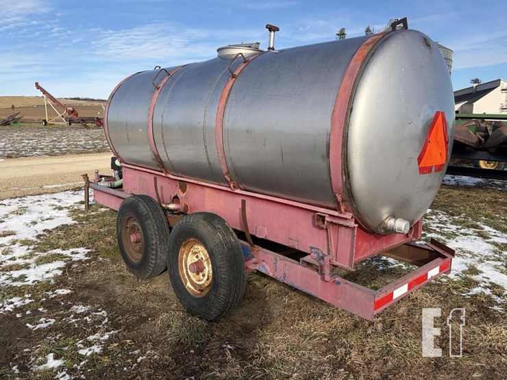 schrock-bros-water-tank-on-transport-5950-image-3