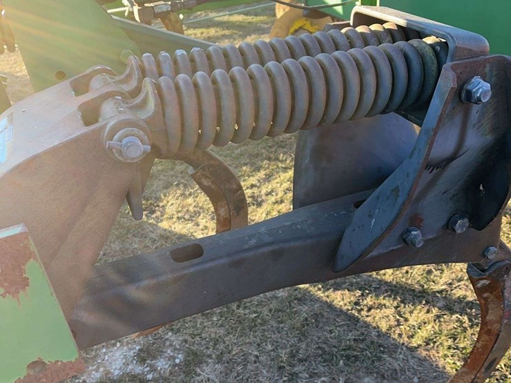 john-deere-2700-image-9