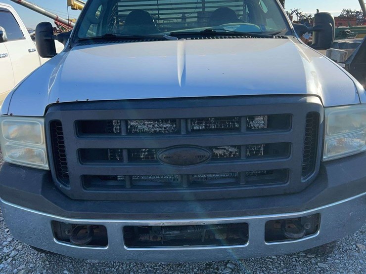 2006-ford-f350-image-2