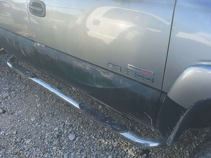 2002-gmc-3500-image-4