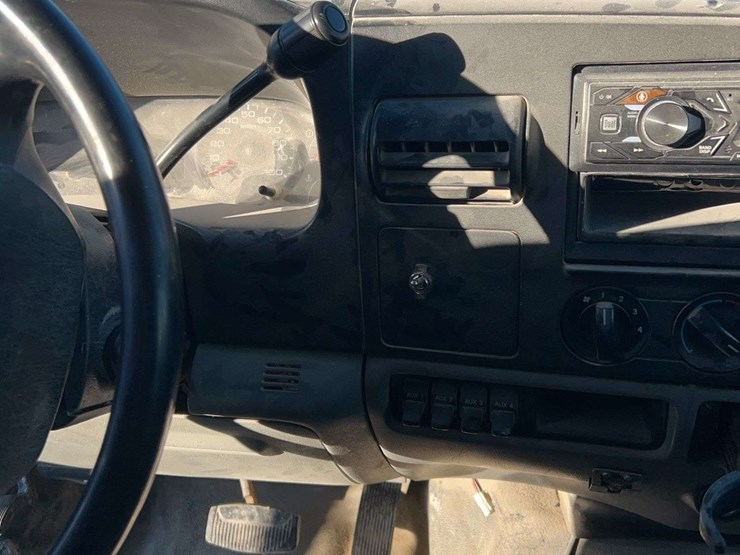 2006-ford-f350-image-18