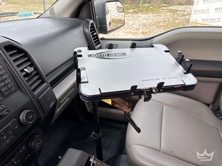 2016-ford-f150-image-19