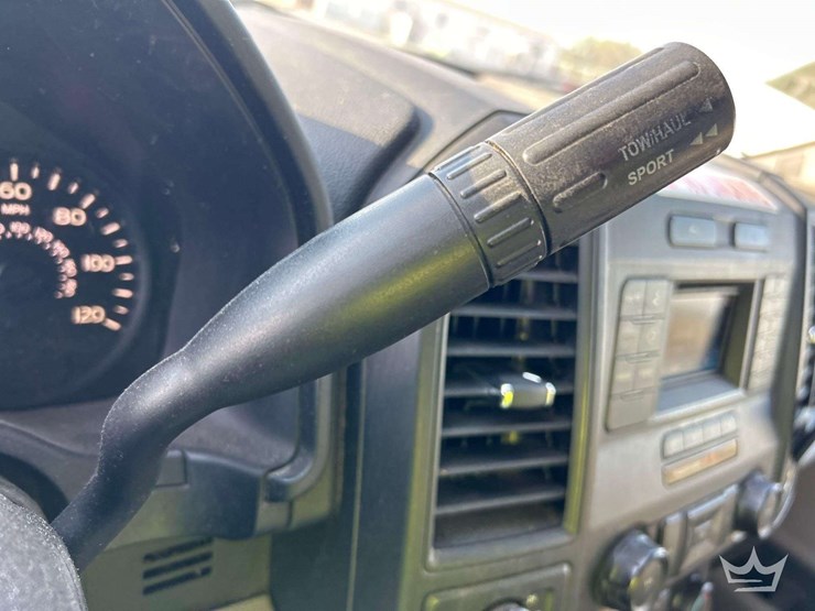 2017-ford-f150-image-16