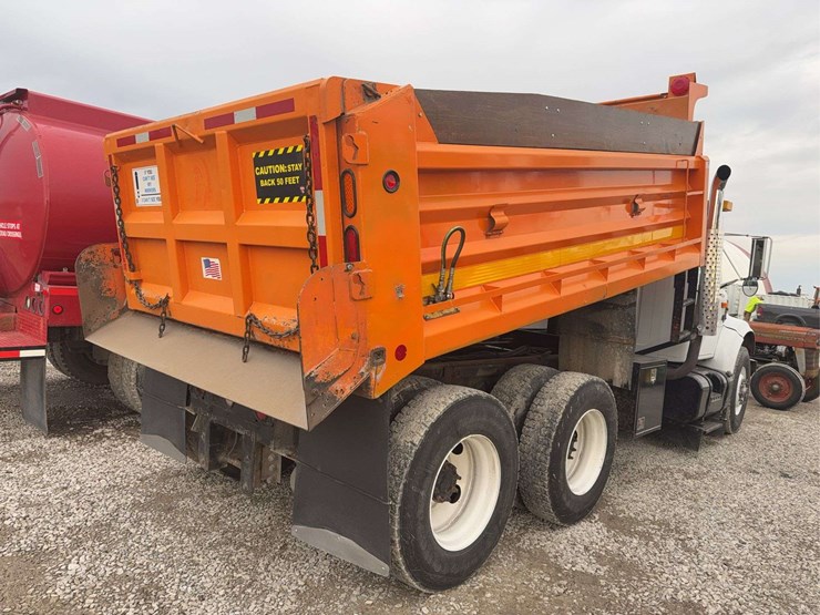 2001-international-2001-image-5