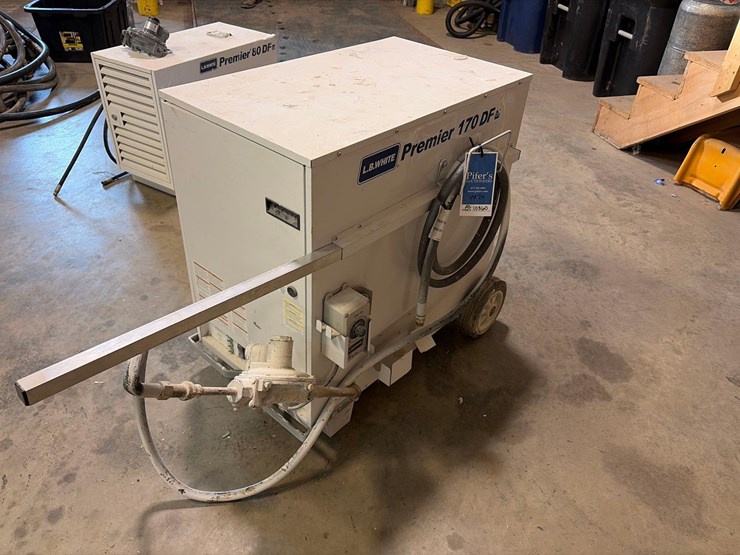 l.b.-white-premier-170-df-portable-heater-image-1