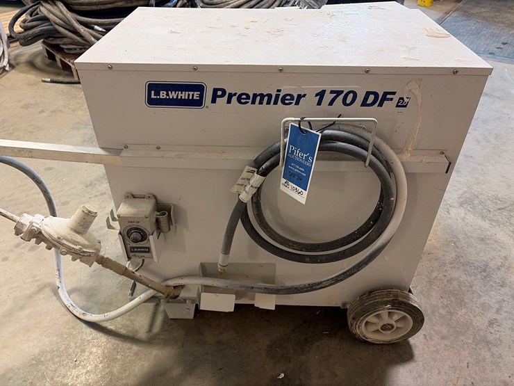 l.b.-white-premier-170-df-portable-heater-image-9
