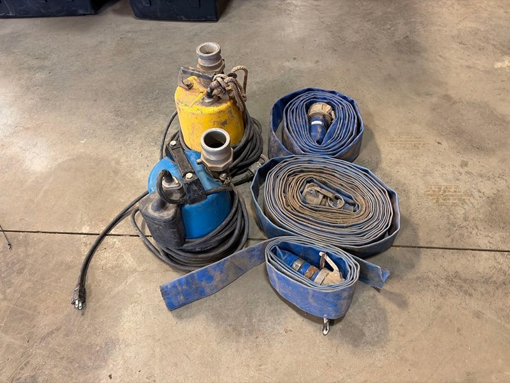 assortment-of-sump-pumps-image-4