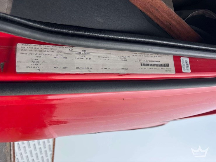 2017-volvo-vnl-760-t/a-sleeper-cab-truck-tractor-image-9