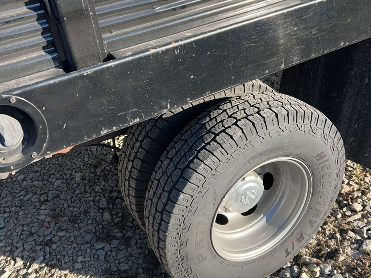 2001-dodge-3500-image-9