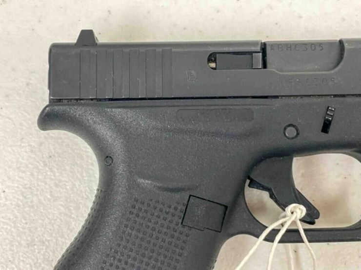glock-pistol-image-4