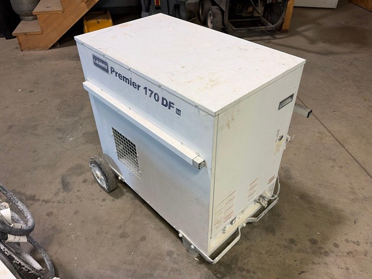 l.b.-white-premier-170-df-portable-heater-image-11