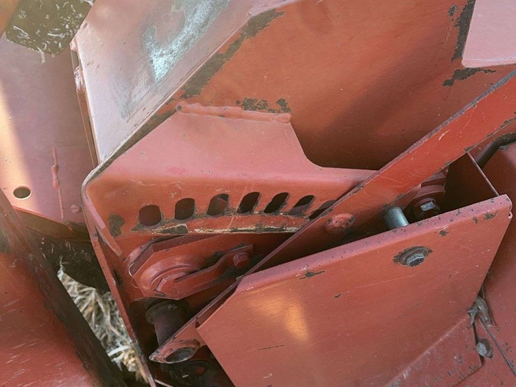 new-holland-415-image-13