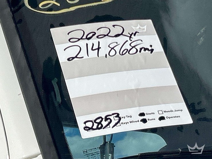 2022-peterbilt-579-image-28