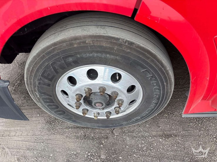 2017-volvo-vnl-760-t/a-sleeper-cab-truck-tractor-image-43